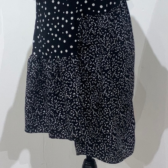 Black and white multi fabric asymmetrical dress - Picture 2 of 9